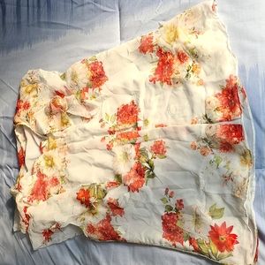 Elie Tahari Button down Top, Size Medium, fall colours,